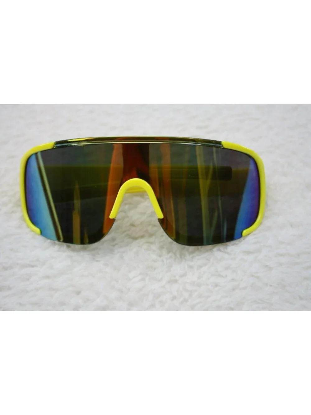 Twisted Tea Unisex UV400 Sunglasses Yellow Plastic Frame Fun Logo Design New
